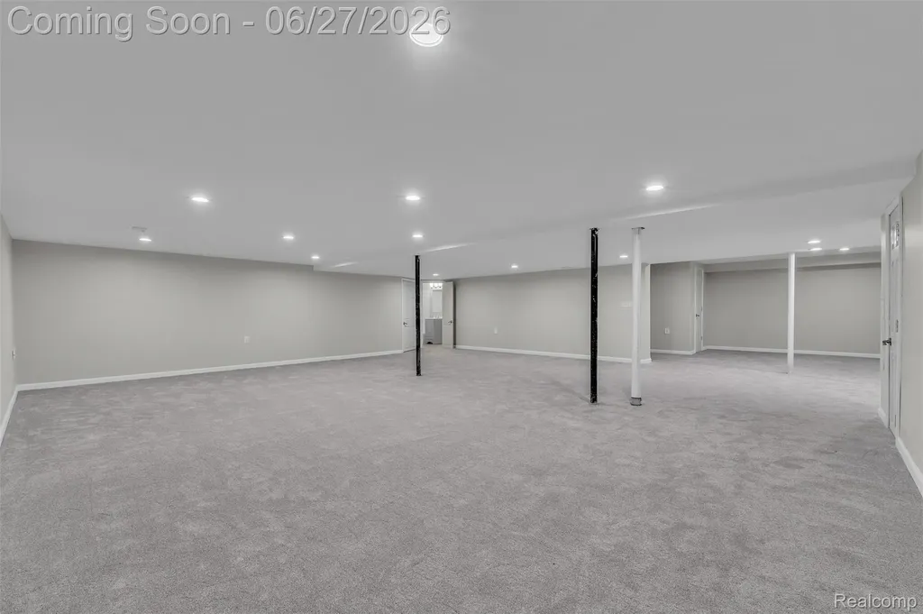 5310 Pond Bluff Drive West Bloomfield Charter Township MI 48323