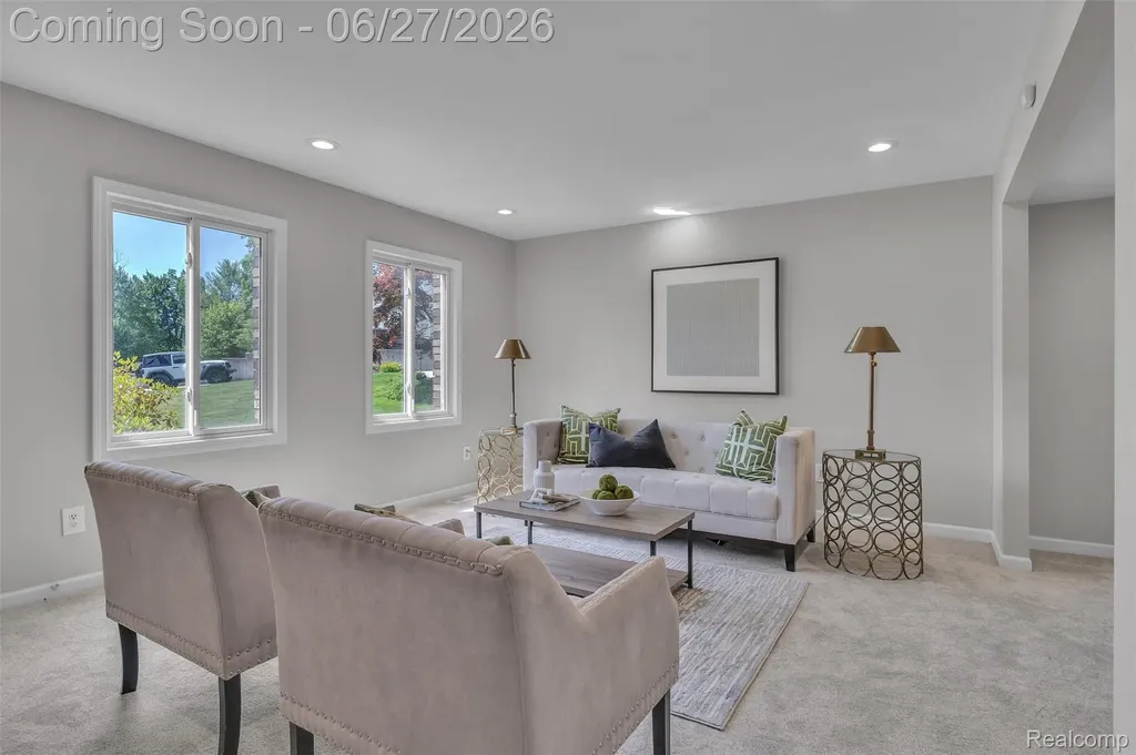 5310 Pond Bluff Drive West Bloomfield Charter Township MI 48323