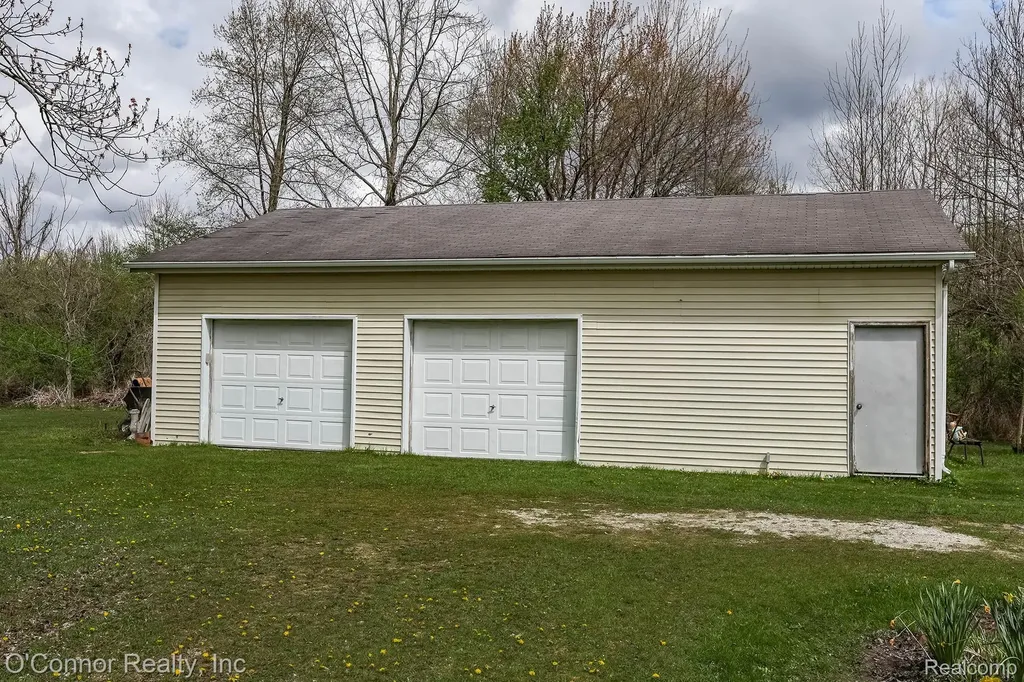 3323 Kinney Road Emmett Village MI 48022