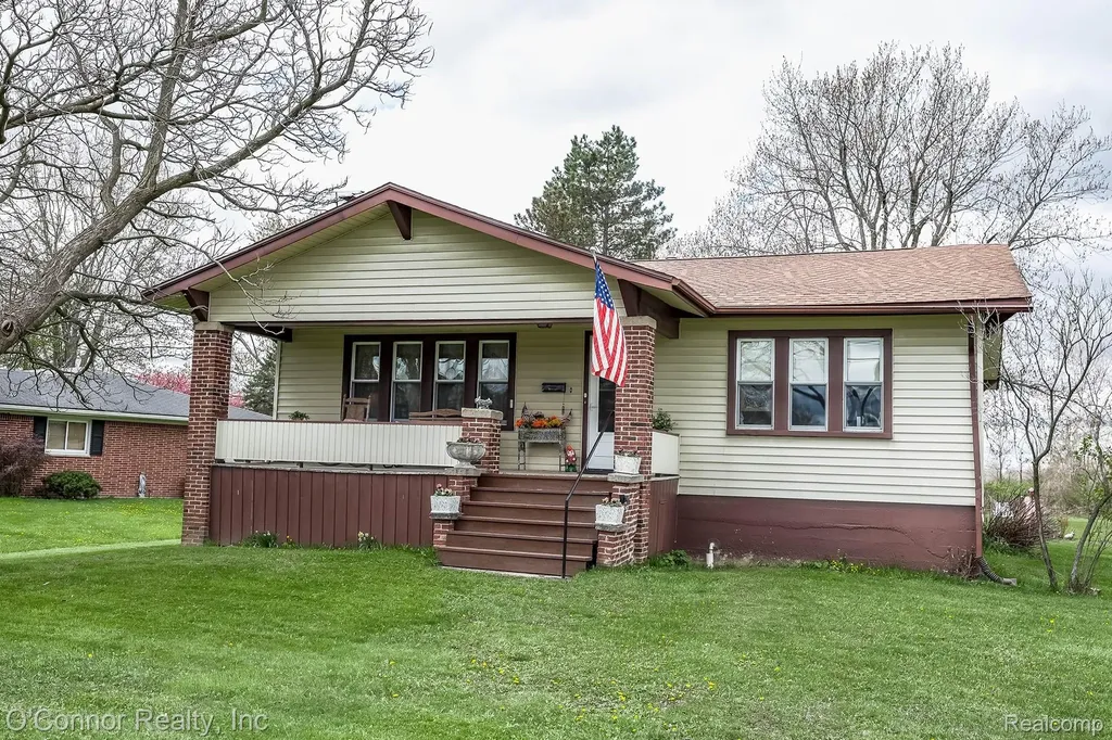 3323 Kinney Road Emmett Village MI 48022