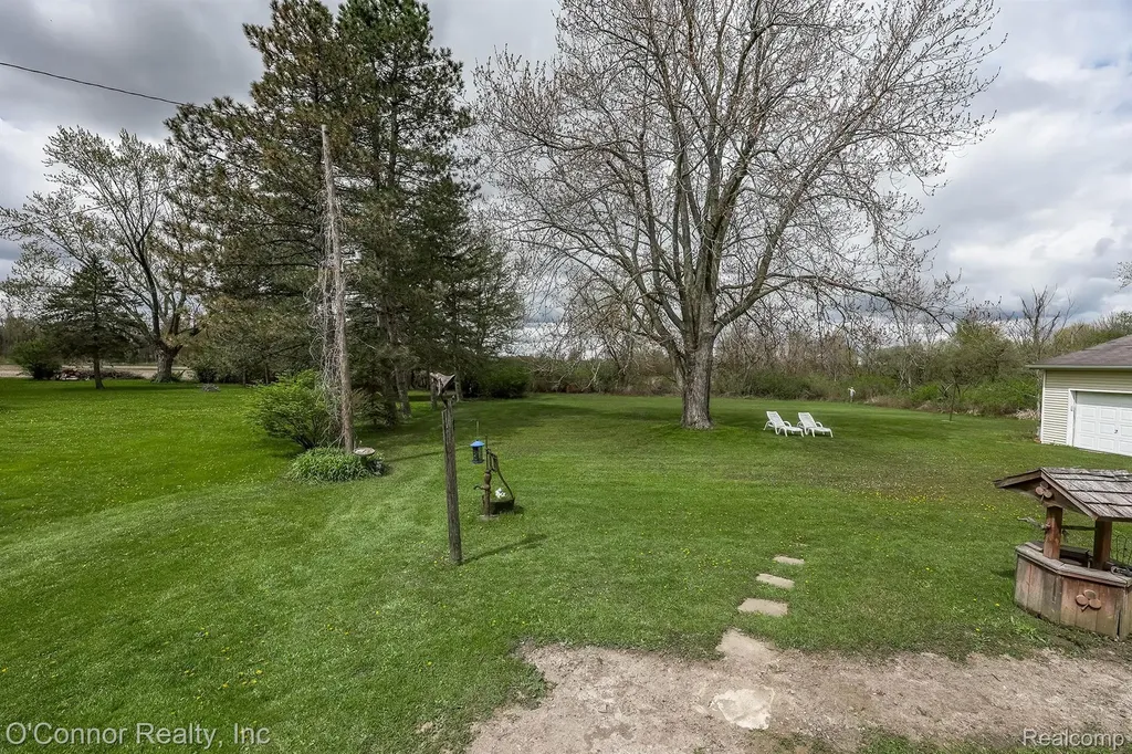 3323 Kinney Road Emmett Village MI 48022