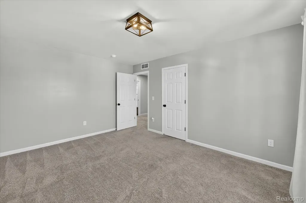 3081 Stratford Lane Flushing Charter Township MI 48433