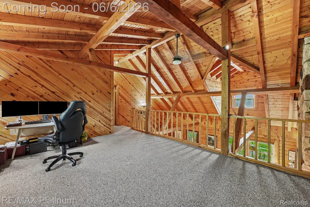 1240 N Hickory Ridge Trail Milford Charter Township MI 48380