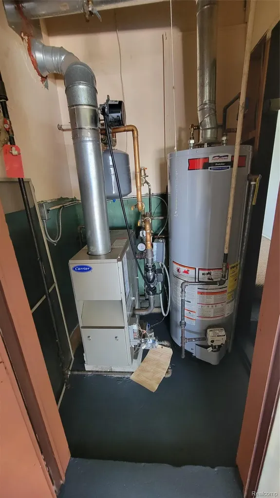 45502 Klingkammer Street Utica City MI 48317