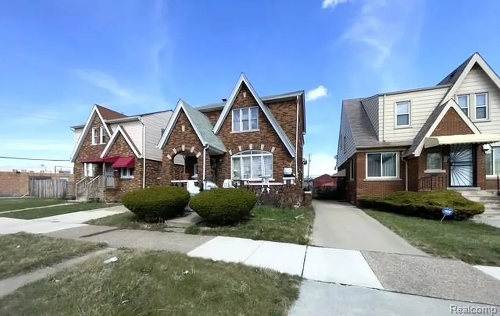 14777 Fairmount Drive Detroit City MI 48205