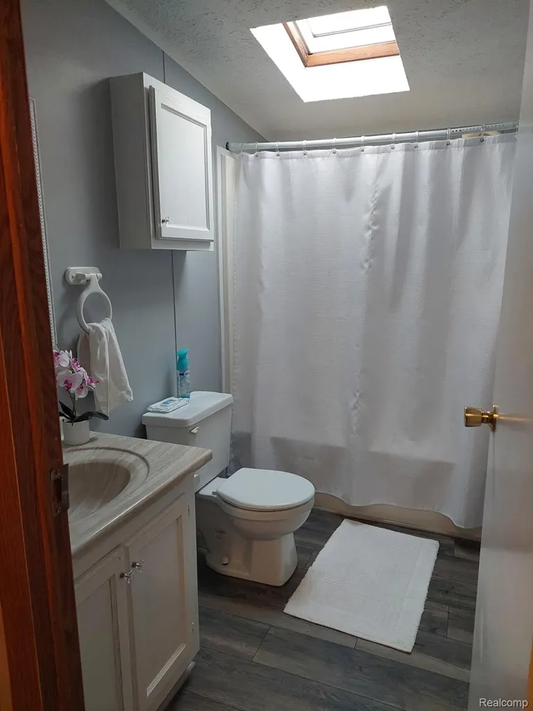 167 Laurel Leah Oxford Charter Township MI 48462