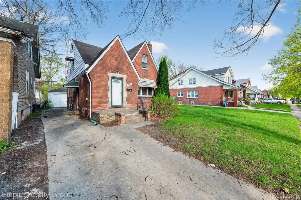19345 Omira Street Detroit City MI 48203