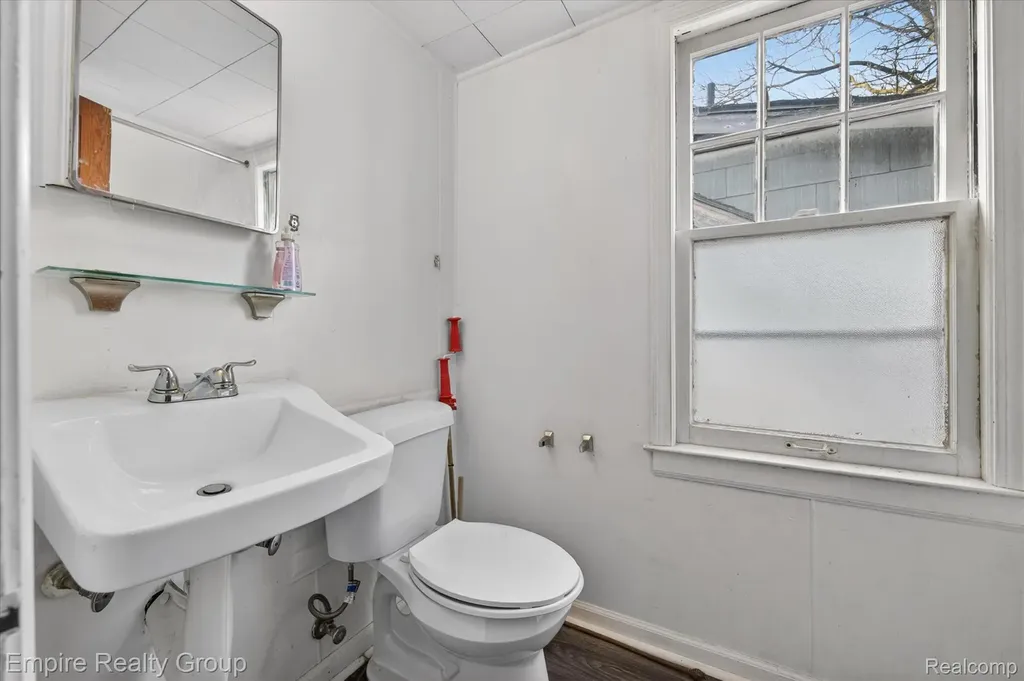 19345 Omira Street Detroit City MI 48203
