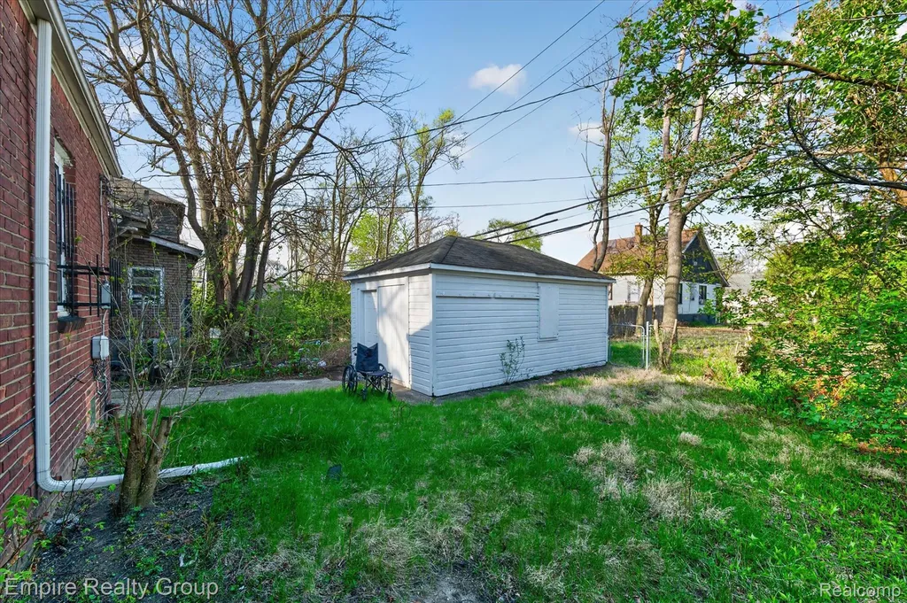 19345 Omira Street Detroit City MI 48203