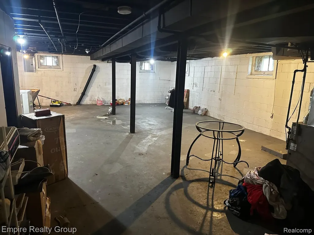 19345 Omira Street Detroit City MI 48203