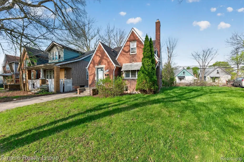 19345 Omira Street Detroit City MI 48203