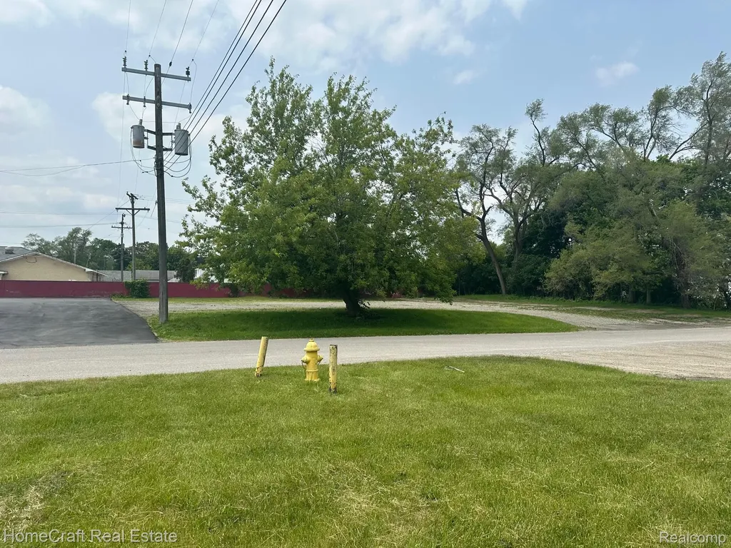 490 Greenlawn Street Ypsilanti City MI 48198
