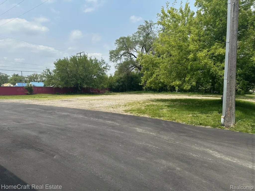 490 Greenlawn Street Ypsilanti City MI 48198