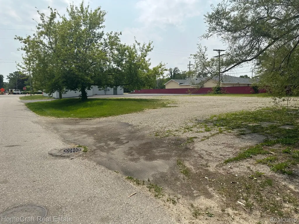 490 Greenlawn Street Ypsilanti City MI 48198