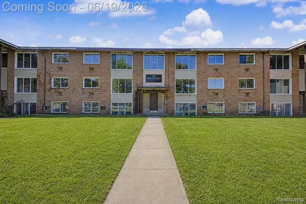 14440 Frankfort Street Detroit City MI 48224
