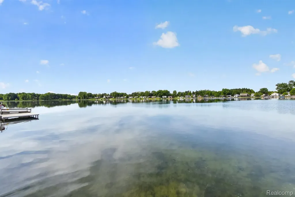1717 Triangle Lake Road Marion Township MI 48843