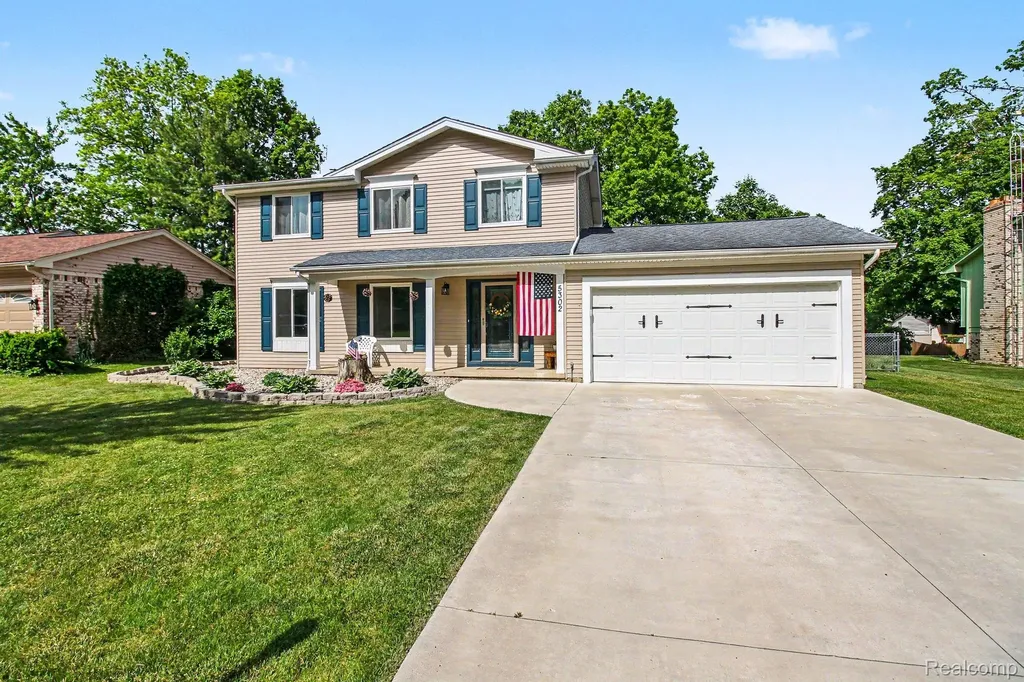 5302 Mill Wheel Drive Grand Blanc Charter Township MI 48439
