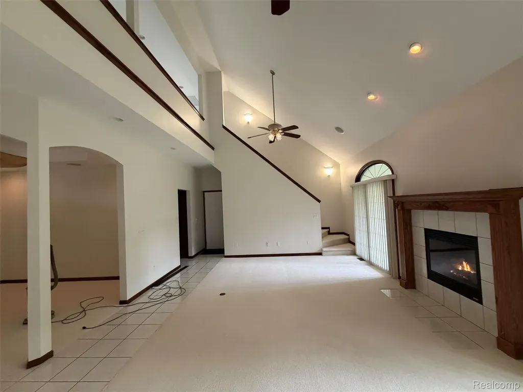 1143 Brewster Road Rochester City MI 48306