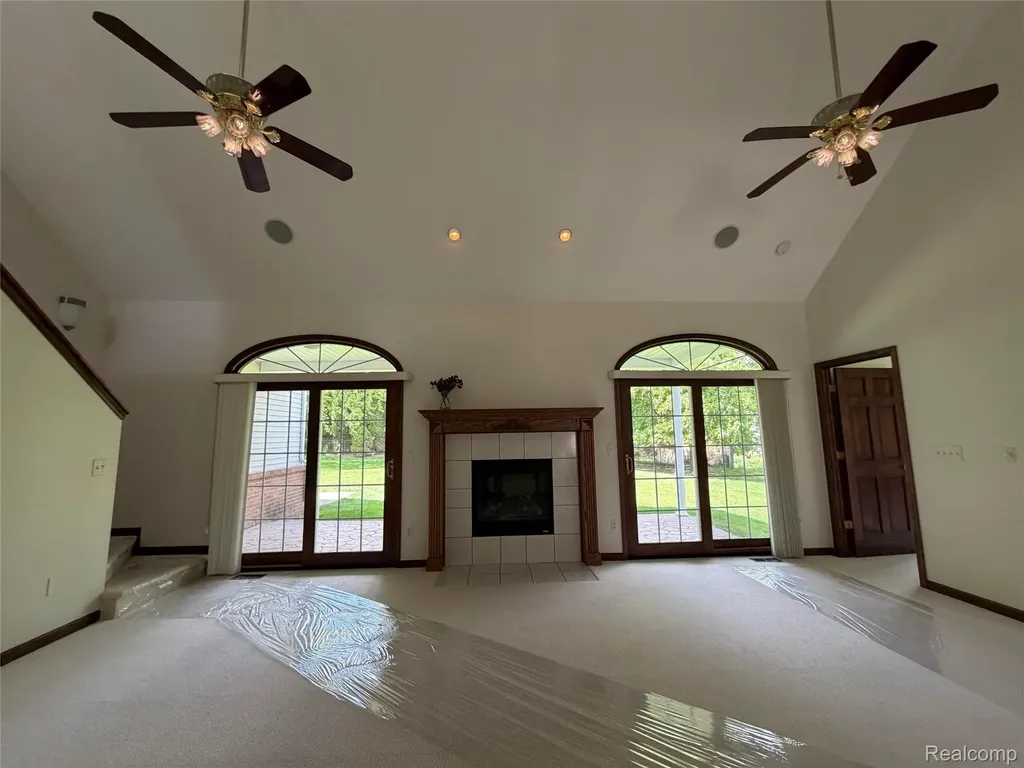 1143 Brewster Road Rochester City MI 48306