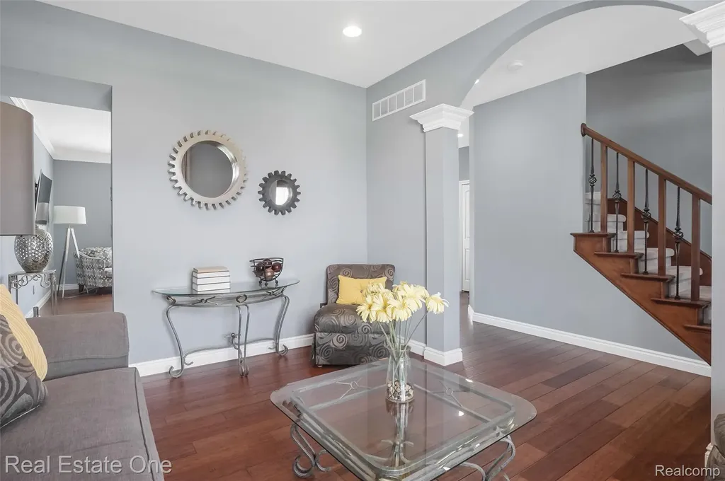 26608 Fountain View Boulevard Chesterfield Township MI 48051