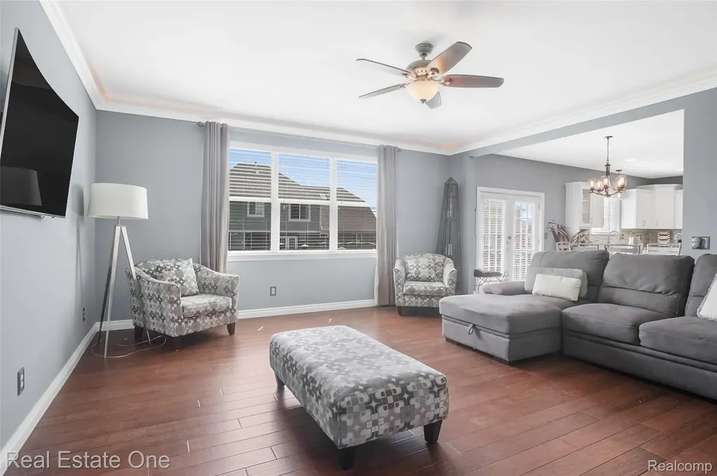 26608 Fountain View Boulevard Chesterfield Township MI 48051