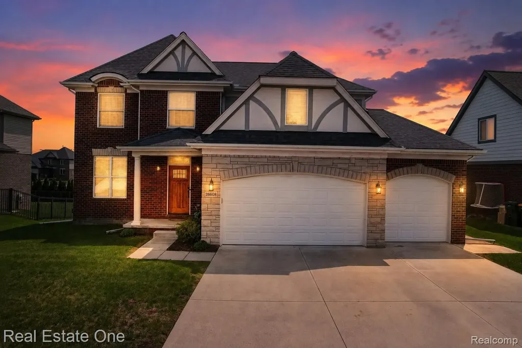 26608 Fountain View Boulevard Chesterfield Township MI 48051