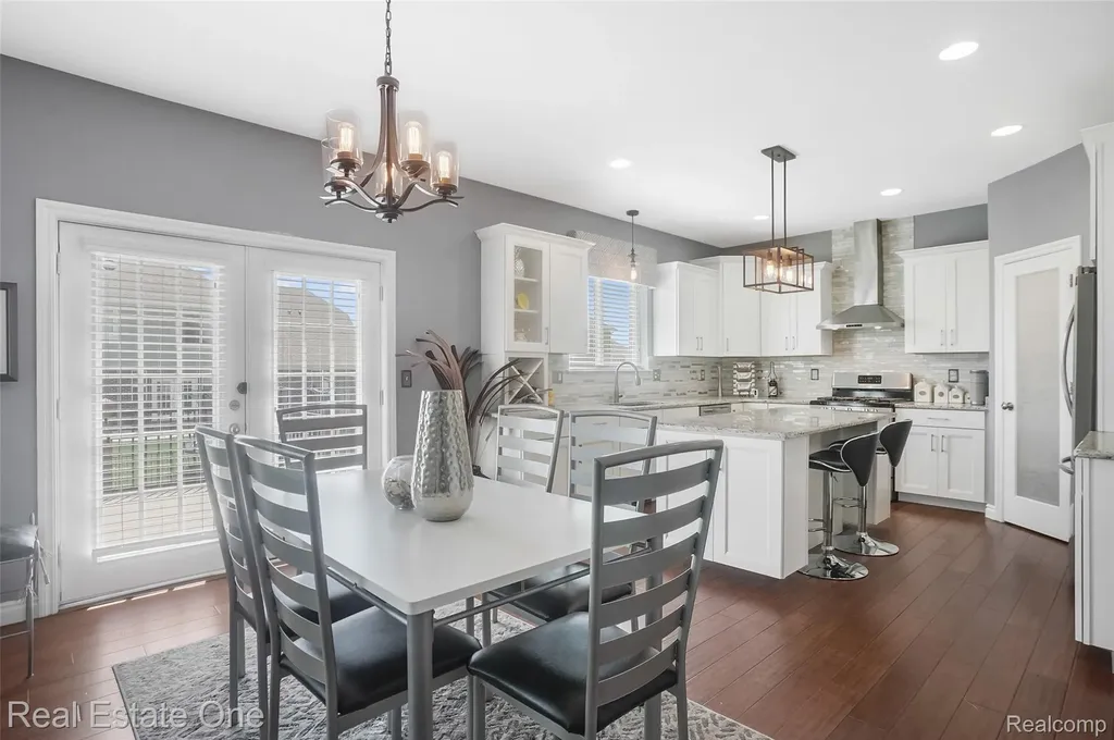26608 Fountain View Boulevard Chesterfield Township MI 48051