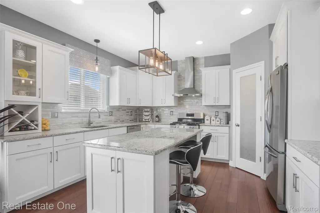 26608 Fountain View Boulevard Chesterfield Township MI 48051