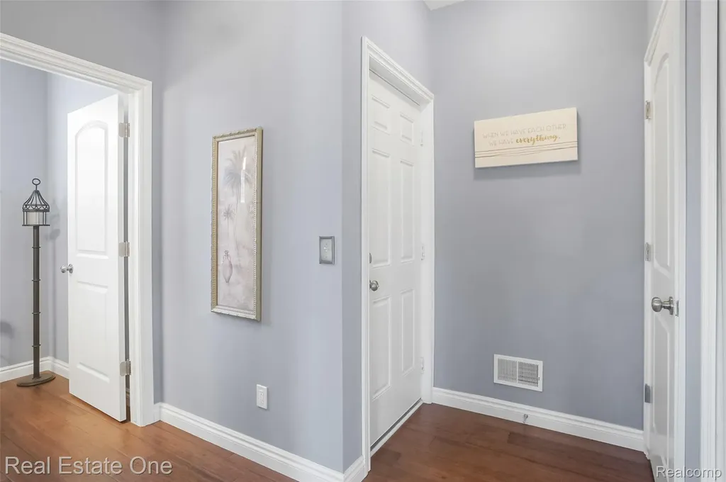 26608 Fountain View Boulevard Chesterfield Township MI 48051