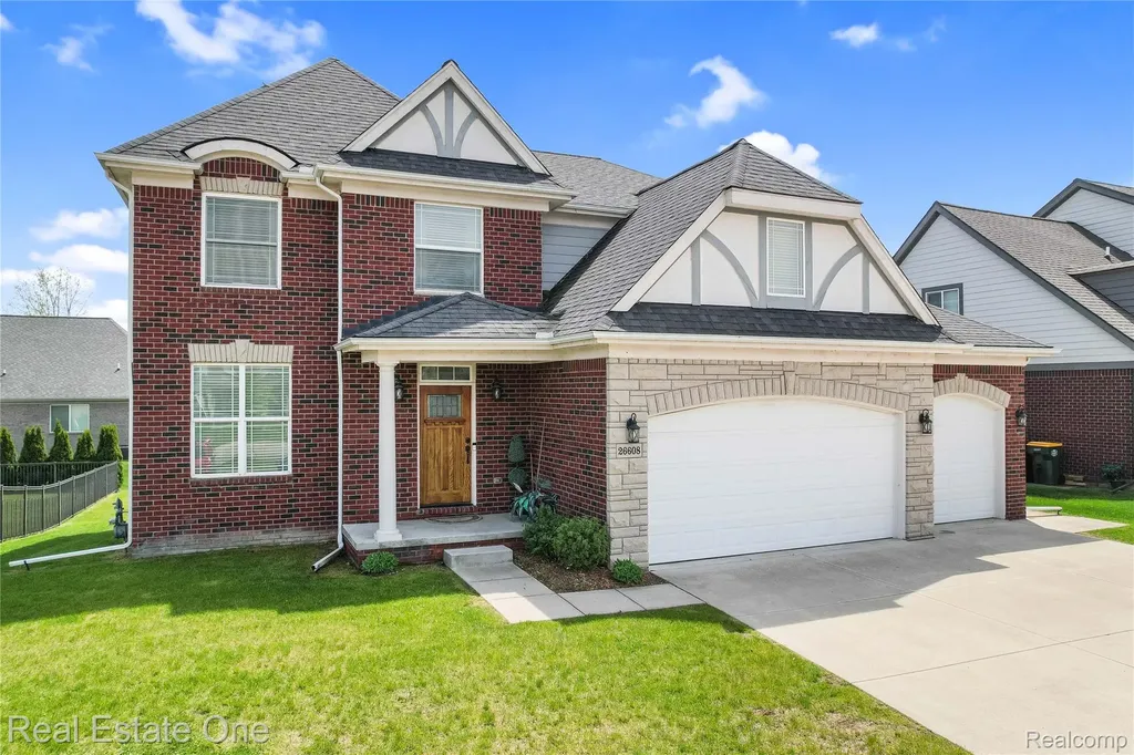 26608 Fountain View Boulevard Chesterfield Township MI 48051