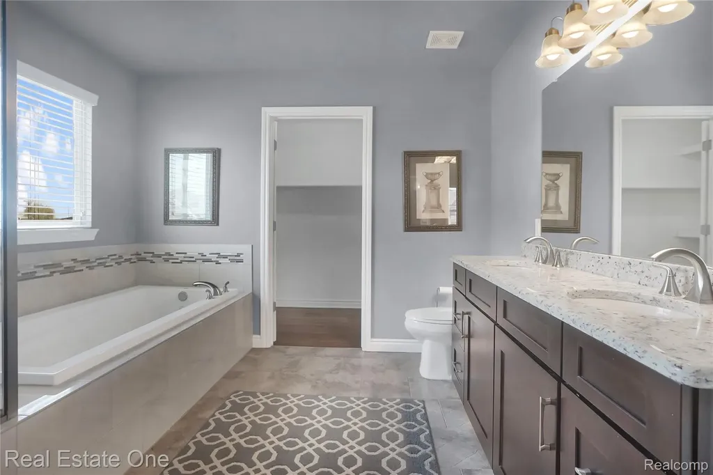 26608 Fountain View Boulevard Chesterfield Township MI 48051