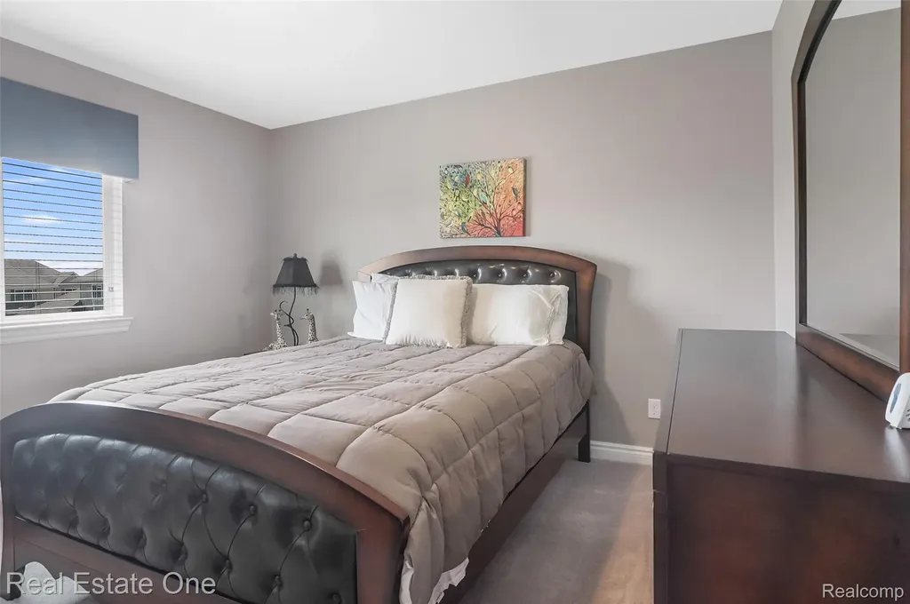 26608 Fountain View Boulevard Chesterfield Township MI 48051
