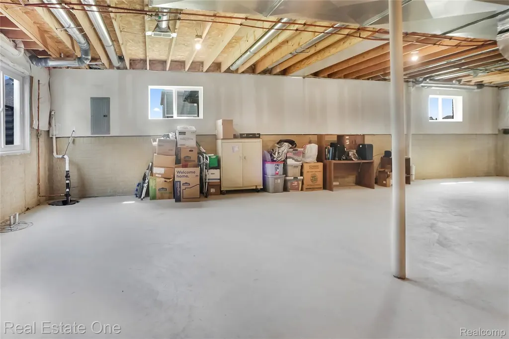 26608 Fountain View Boulevard Chesterfield Township MI 48051