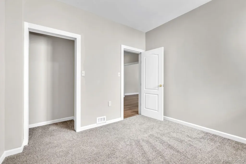 4050 Lillibridge Street Detroit City MI 48214