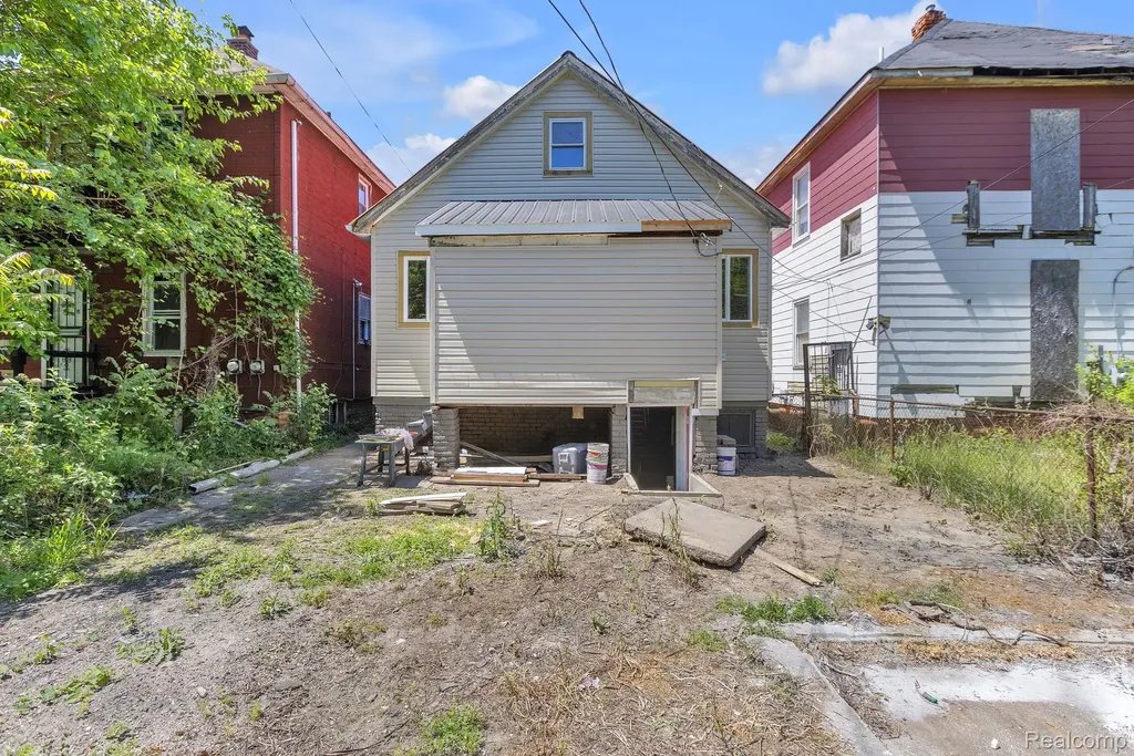 4050 Lillibridge Street Detroit City MI 48214