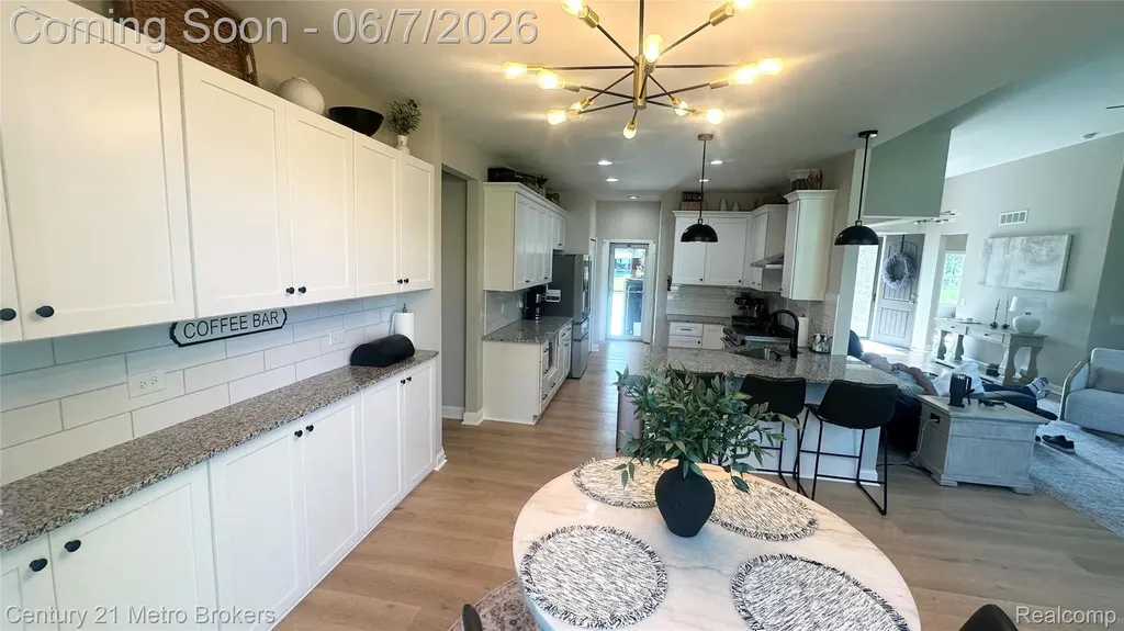 16437 Sleepy Hollow Drive Fenton Charter Township MI 48430