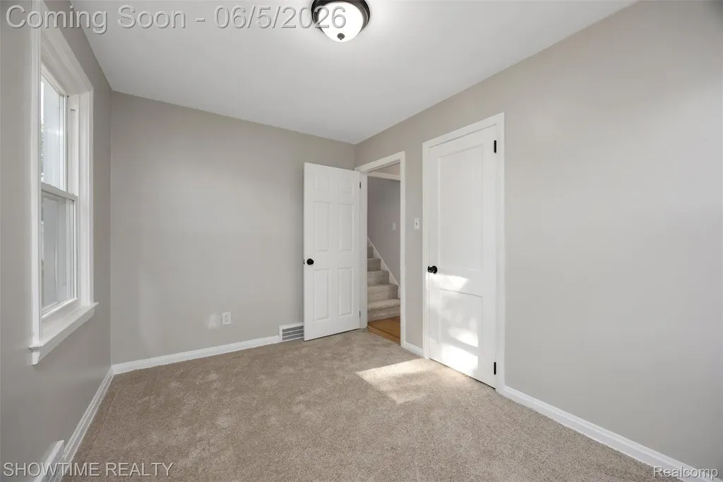 23101 Shakespeare Avenue Eastpointe City MI 48021