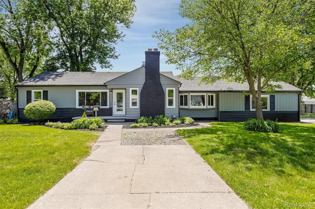 32443 Florence Street Garden City City MI 48135