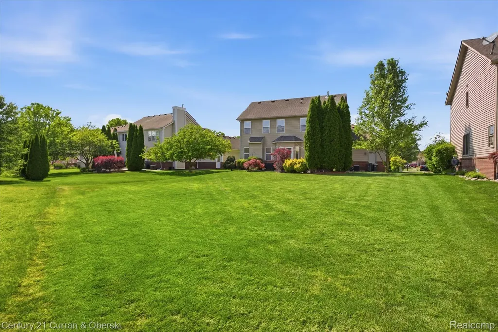 23537 Crescent Ridge Drive Huron Charter Township MI 48164
