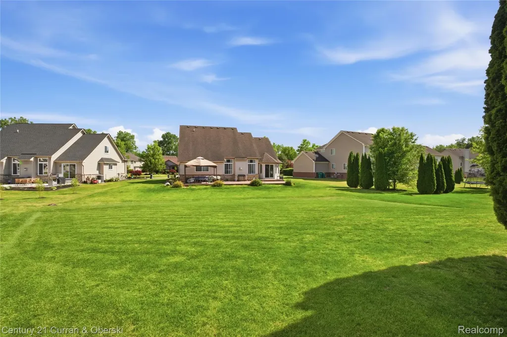 23537 Crescent Ridge Drive Huron Charter Township MI 48164