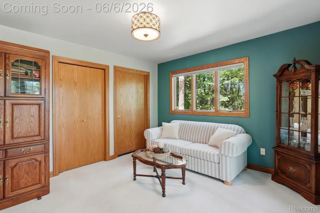 356 Avanti Lane Highland Charter Township MI 48357