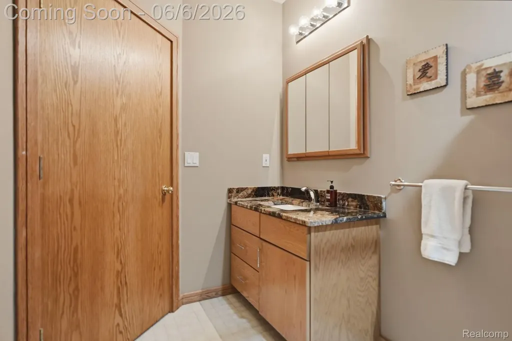 356 Avanti Lane Highland Charter Township MI 48357