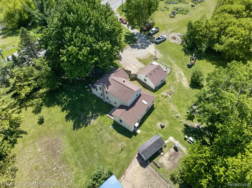 9455 Andersonville Road Springfield Charter Township MI 48346