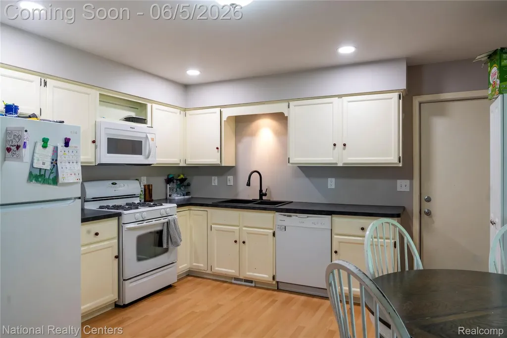 7191 Nicholson Road Conway Township MI 48836