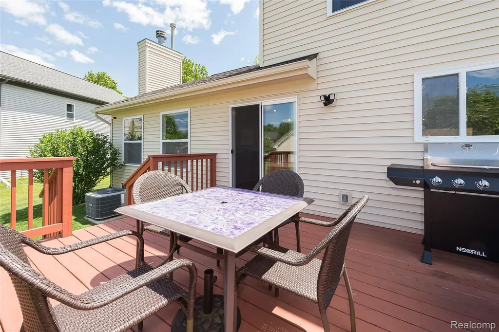 3145 Stillriver Drive Genoa Township MI 48843