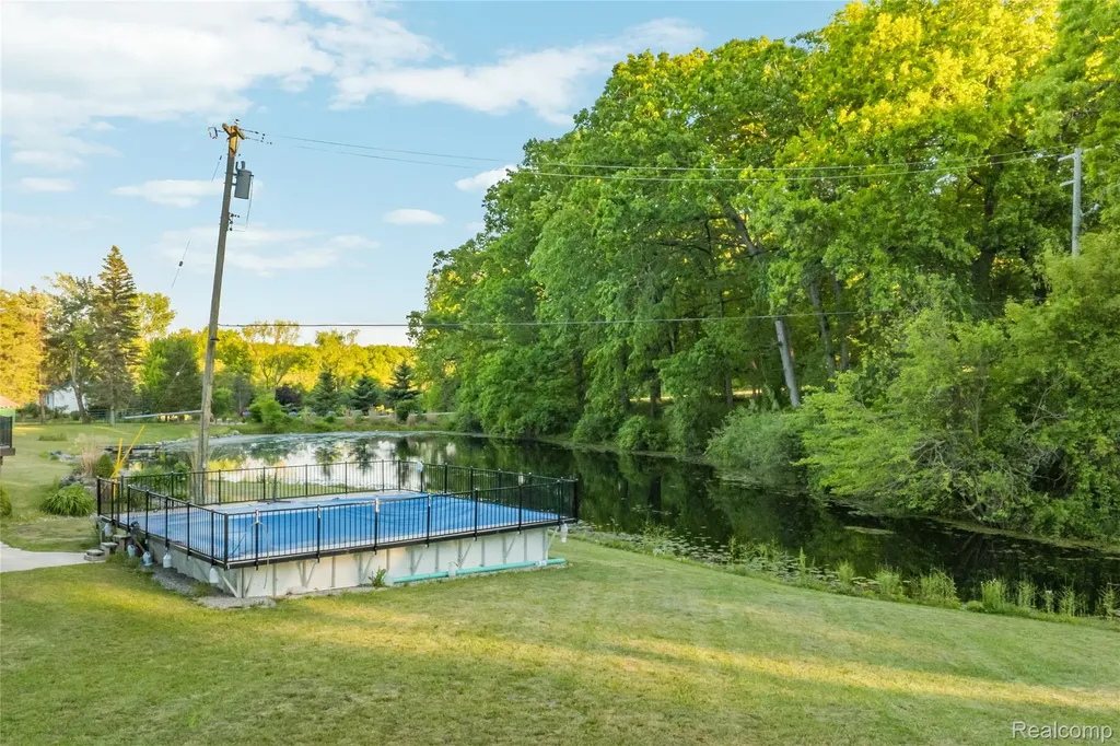 8460 Fish Lake Road Holly Township MI 48442