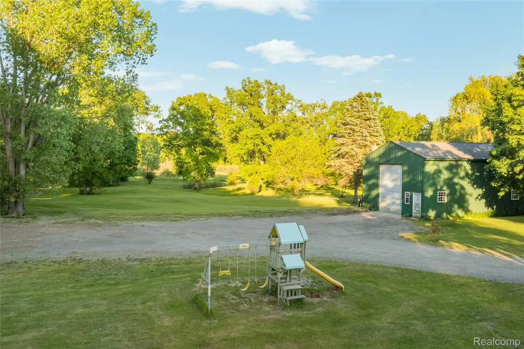 8460 Fish Lake Road Holly Township MI 48442