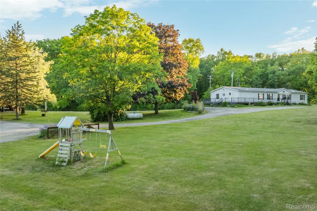 8460 Fish Lake Road Holly Township MI 48442
