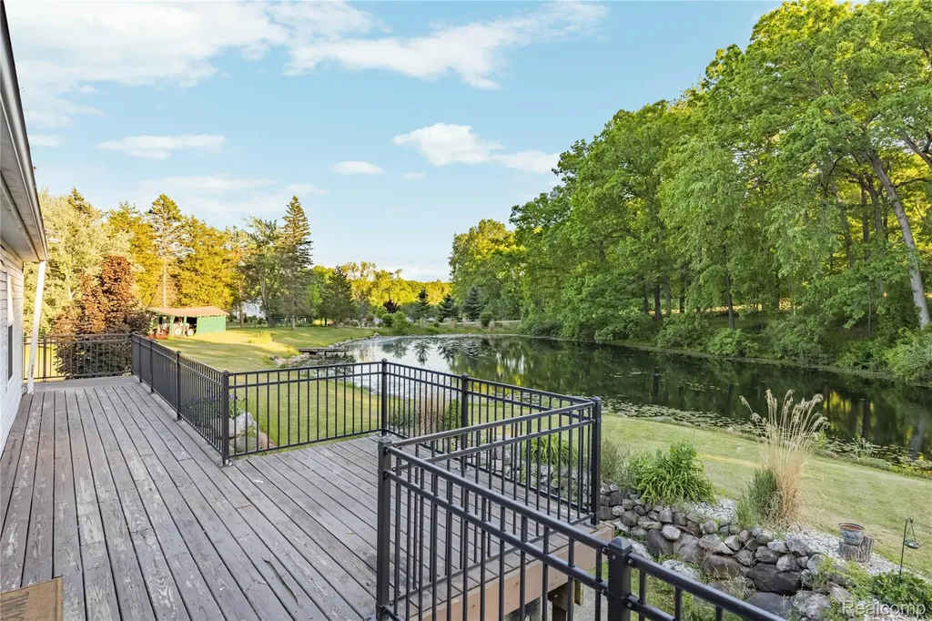 8460 Fish Lake Road Holly Township MI 48442