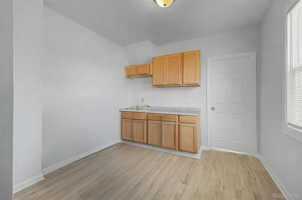 3799 Pingree Street Detroit City MI 48206